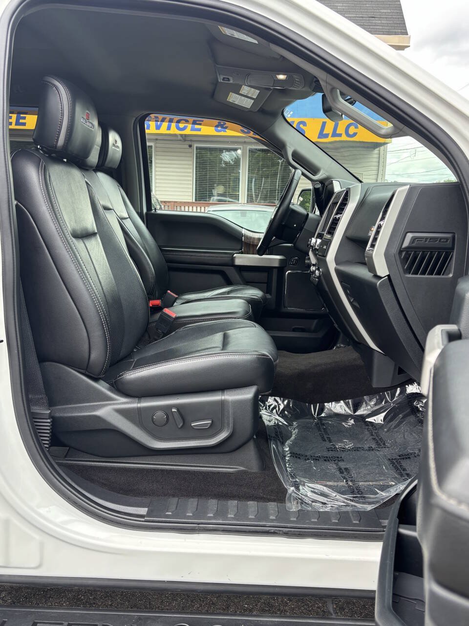 Used 2020 Ford F150 Lariat w/ Equipment Group 501A Mid AWD/4WD image 18