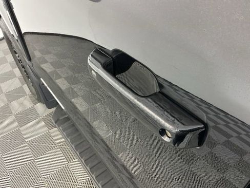 Used 2023 Ford F350 Lariat w/ Lariat Ultimate Package image 15