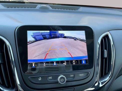 Used 2024 Chevrolet Equinox RS FWD image 25