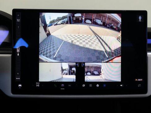 Used 2022 Tesla Model X Plaid image 34