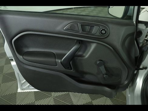 Used 2016 Ford Fiesta S image 15