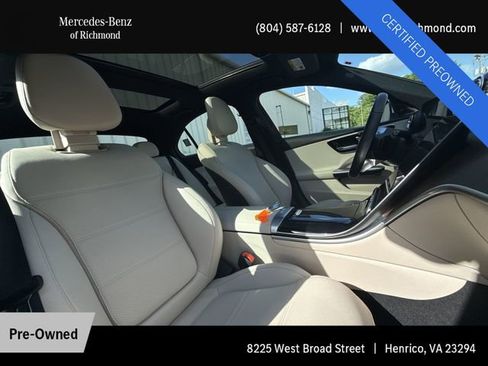 Used 2025 Mercedes-Benz C 300 4MATIC Sedan image 15
