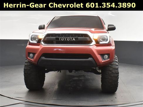 Used 2012 Toyota Tacoma PreRunner image 10