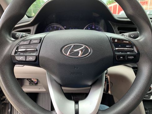 Used 2020 Hyundai Elantra SEL w/ Cargo Package (C1) FWD image 18