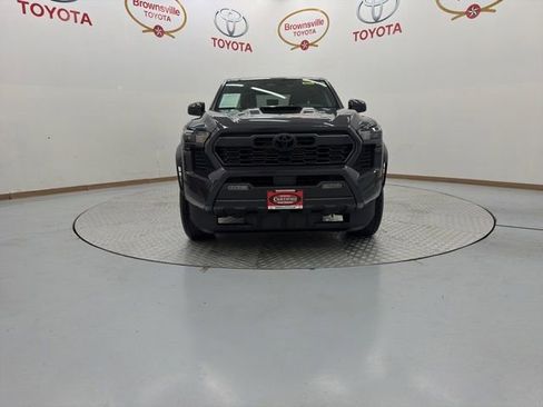 Certified 2024 Toyota Tacoma TRD Sport AWD/4WD image 4
