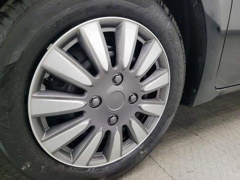 Used 2014 Toyota Corolla L image 31