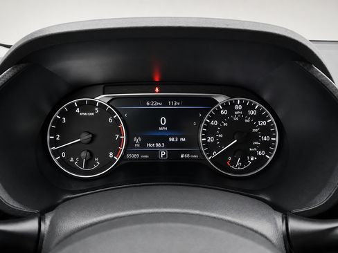 Used 2020 Nissan Sentra SR w/ Electronics Package FWD image 29