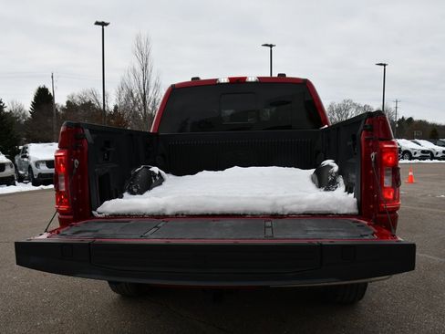 Used 2022 Ford F150 XLT w/ Equipment Group 302A High image 18