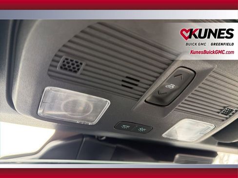 Used 2025 Ford Mustang GT Premium image 30