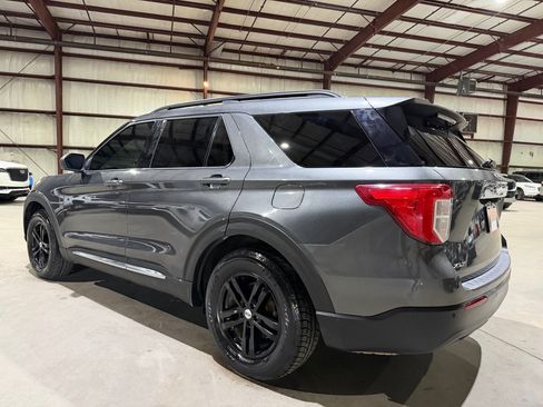 Used 2020 Ford Explorer XLT RWD image 7