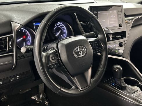 Used 2024 Toyota Camry SE w/ Blackout Package (TMS) image 13