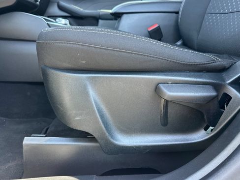 Used 2025 Ford Escape Active AWD/4WD image 15