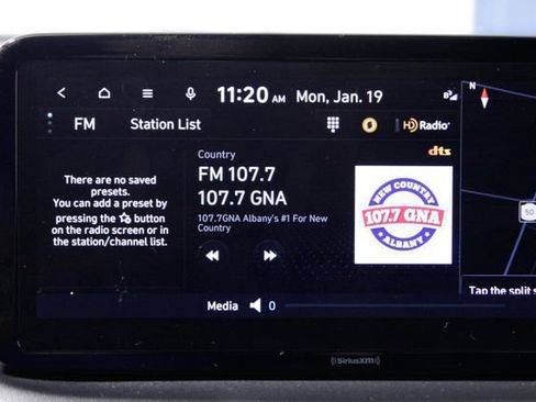 Used 2023 Hyundai Santa Fe SEL image 32