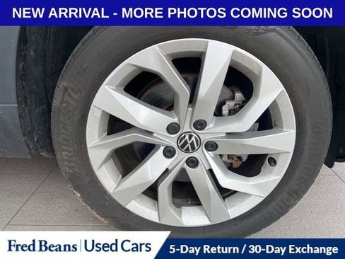 Used 2023 Volkswagen Taos S w/ Driver Assistance Package AWD/4WD image 13