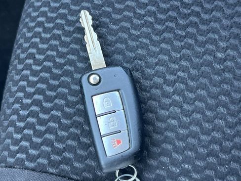 Used 2018 Nissan Rogue Sport S FWD image 26