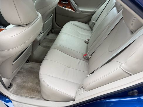 Used 2010 Toyota Camry image 13