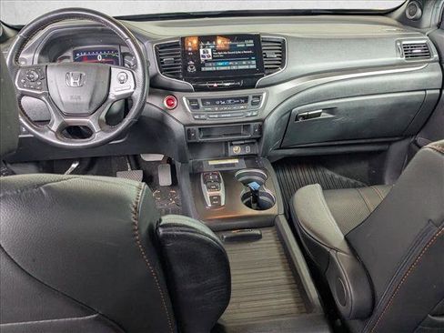 Used 2023 Honda Passport TrailSport image 17