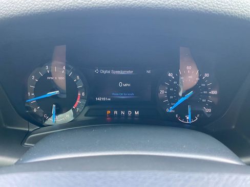 Used 2017 Ford Expedition XL w/ Equipment Group 101A AWD/4WD image 14