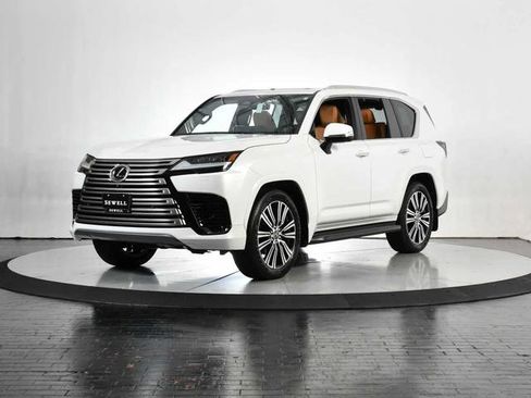 Certified 2026 Lexus LX 600 4WD w/ Accessory Package (2T) image 1
