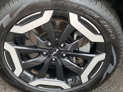 Used 2024 Kia Telluride S w/ S Sunroof Package image 29