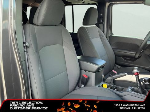 Used 2021 Jeep Wrangler Unlimited Sport AWD/4WD image 9