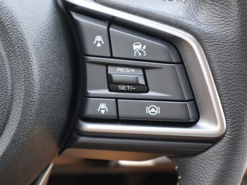 Certified 2025 Subaru Outback Premium w/ Popular Package #1A AWD/4WD image 7