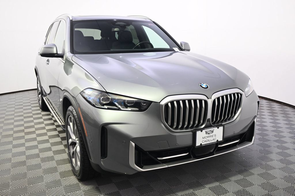 Used 2024 BMW X5 xDrive40i AWD/4WD image 9