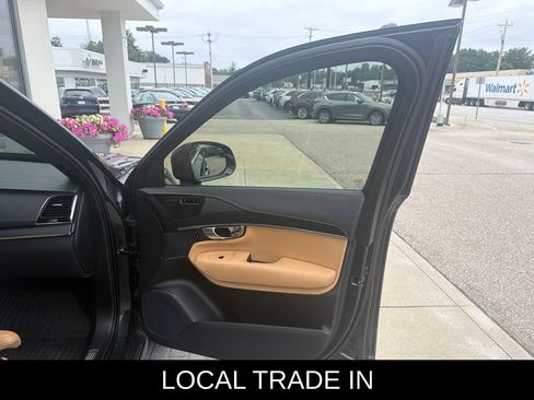 Used 2022 Volvo XC90 T6 Inscription w/ Lounge Package AWD/4WD image 15