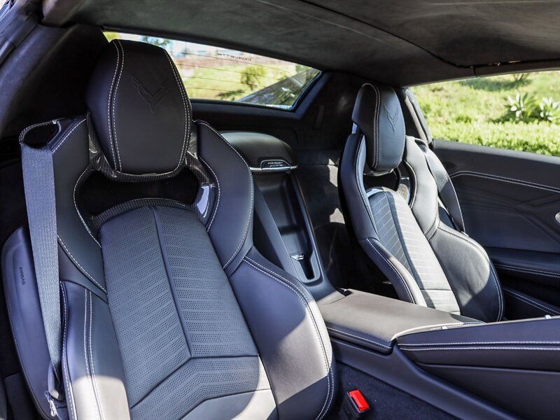 Used 2024 Chevrolet Corvette Z06 RWD image 20