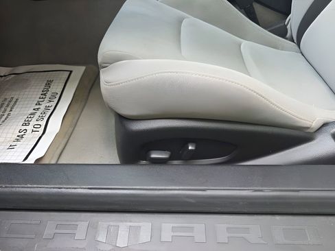 Used 2023 Chevrolet Camaro SS RWD image 12