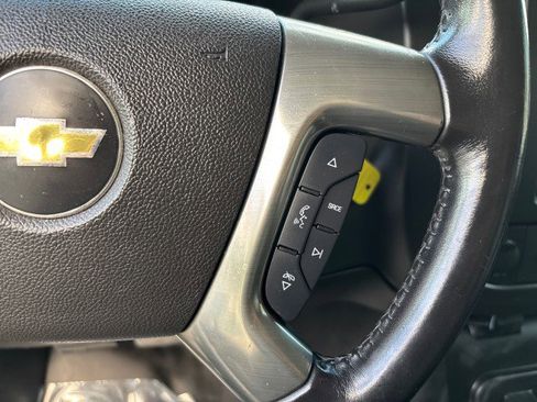 Used 2019 Chevrolet Express 2500 w/ Driver Convenience Package image 13
