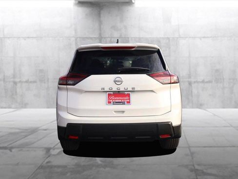 New 2026 Nissan Rogue S image 6