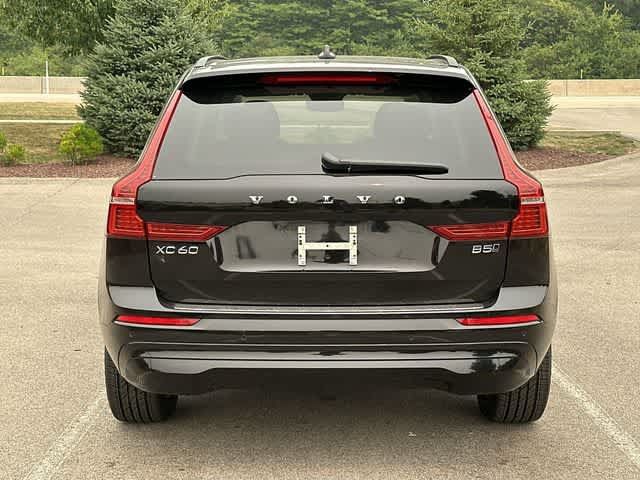 Used 2023 Volvo XC60 B5 Core AWD/4WD image 4