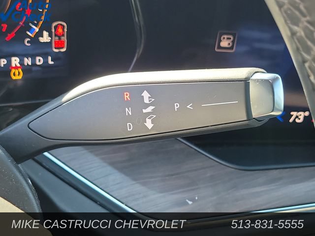 Used 2025 Chevrolet Suburban LT AWD/4WD image 19