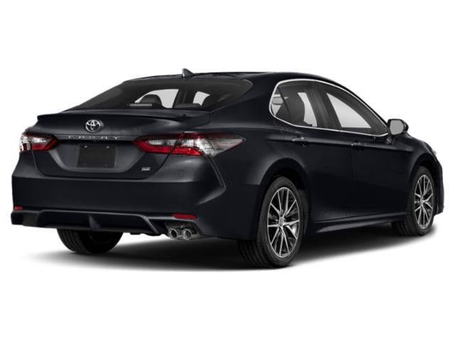 Used 2024 Toyota Camry SE w/ Convenience Package FWD image 3