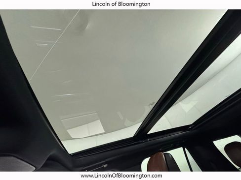 Certified 2025 Lincoln Navigator Reserve AWD/4WD image 73
