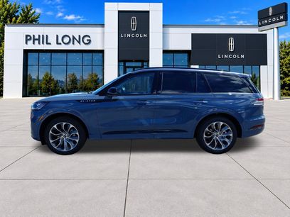 New 2026 Lincoln Aviator AWD w/ Jet Appearance Package