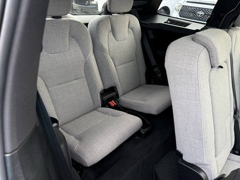 Used 2022 Volvo XC90 T8 Inscription w/ Advanced Package AWD/4WD image 16