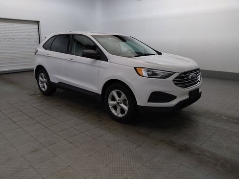 Used 2020 Ford Edge SE FWD image 11