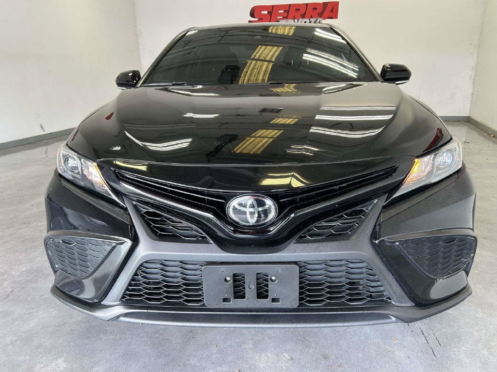 Used 2023 Toyota Camry SE FWD image 8