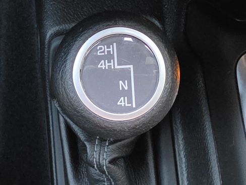 Used 2024 Jeep Wrangler Sport AWD/4WD image 26