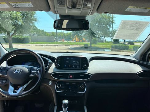 Used 2019 Hyundai Santa Fe Limited image 17