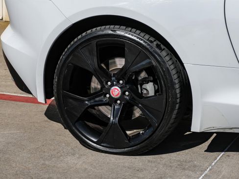 Used 2021 Jaguar F-TYPE P300 image 47