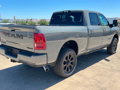 New 2026 RAM 2500 Laramie AWD/4WD image 5
