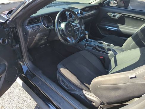 Used 2018 Ford Mustang GT w/ GT Performance Package RWD image 10