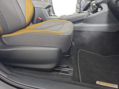 Certified 2025 Subaru Crosstrek 2.5i Sport AWD/4WD image 30