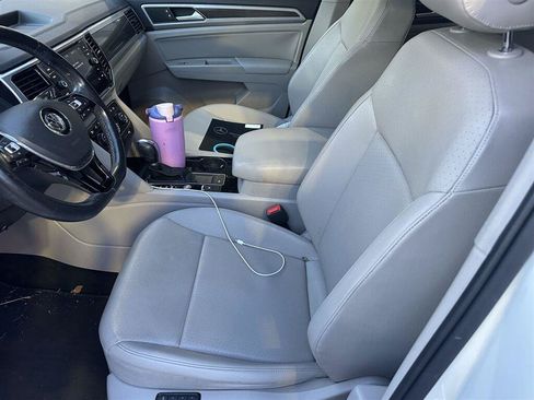 Used 2018 Volkswagen Atlas SEL FWD image 9