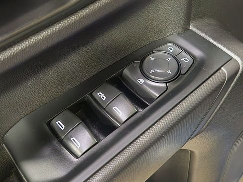 Used 2022 Chevrolet Silverado 1500 Custom w/ Safety Confidence Package image 45