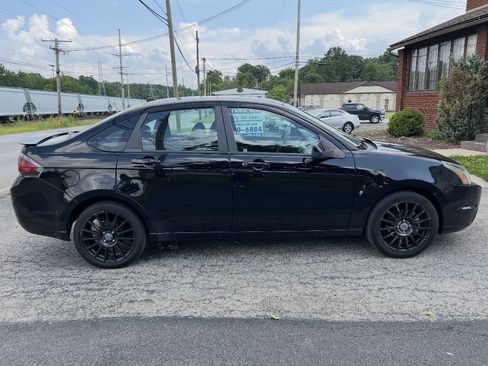 Used 2011 Ford Focus SES w/ 401A Rapid Spec Order Code FWD image 8