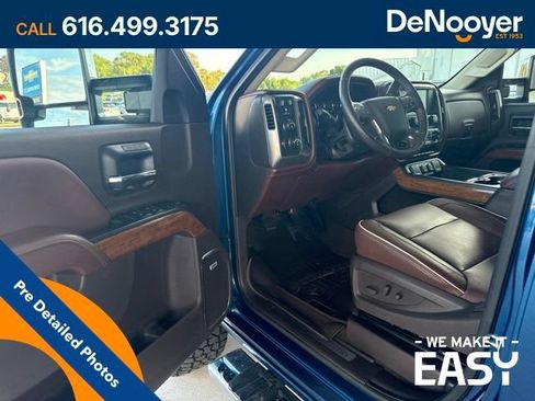 Used 2017 Chevrolet Silverado 2500 High Country w/ Duramax Plus Package AWD/4WD image 10